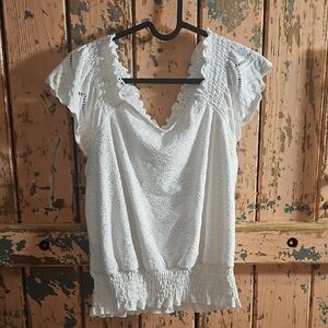 Elegant White Lace Women's Top